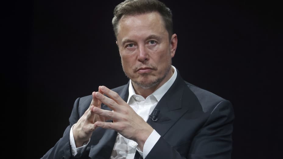 Why did Elon Musk buy Xvideos